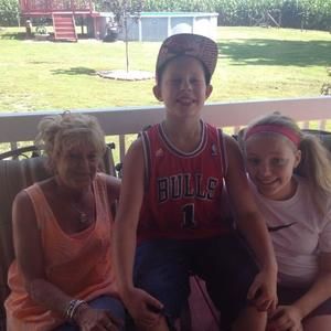 Meet your Posher, Paulette